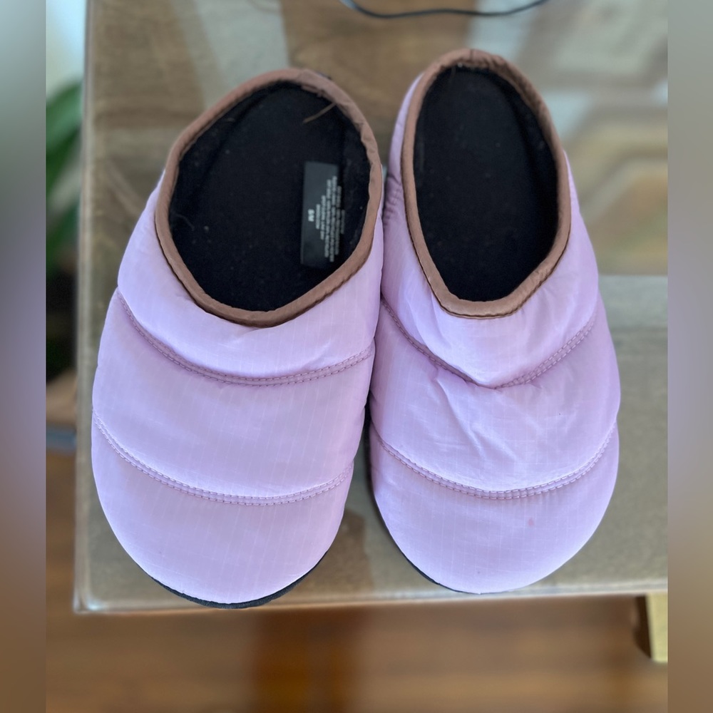 Baggu cool purple slippers